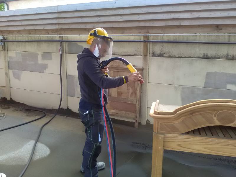 sablage meuble par aerogommeuse bordeaux