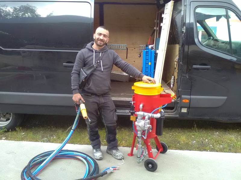 sableuse ou aérogommeuse