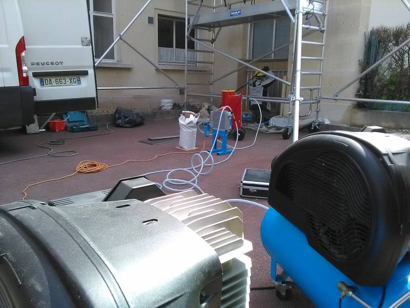 Compresseur pistons électrique Compresseur pistons thermique