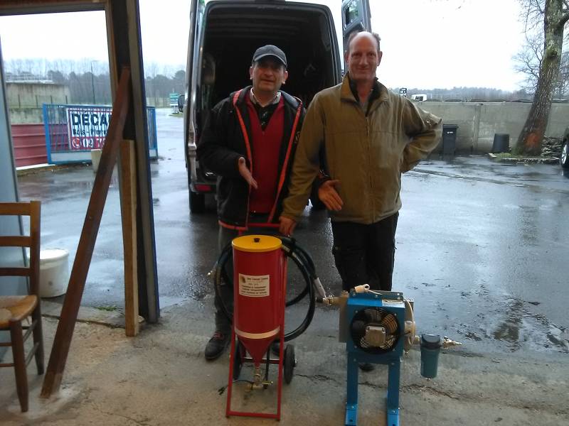 Présentation de la  gamme Aérogommeuse 10 à 60 L  en acier 4 mm  épaisseur